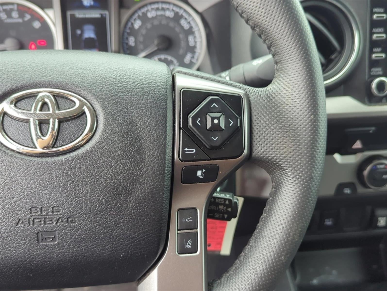 2022 Toyota Tacoma 2WD 2WD SR5 Double Cab 5' Bed V6 AT (GS)