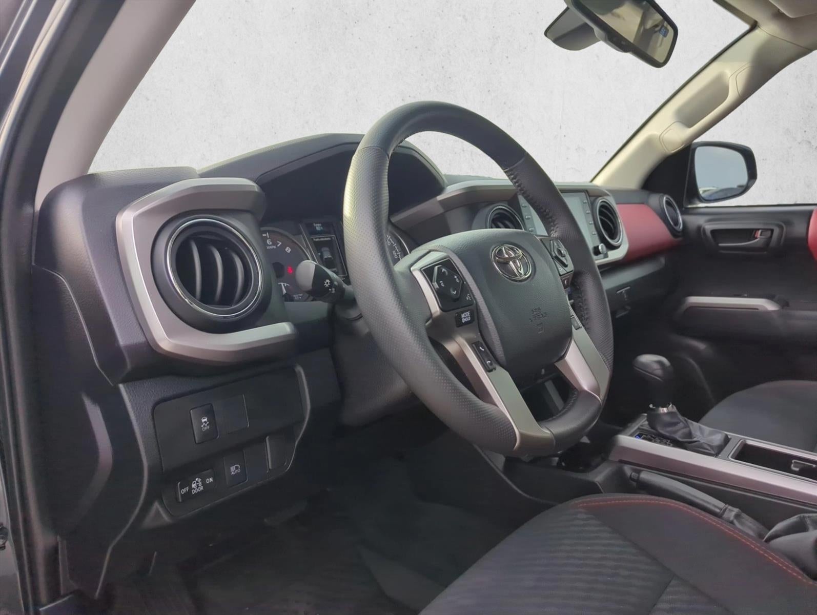 2023 Toyota Tacoma 4WD 4WD SR5 Double Cab 5' Bed V6 AT (GS)