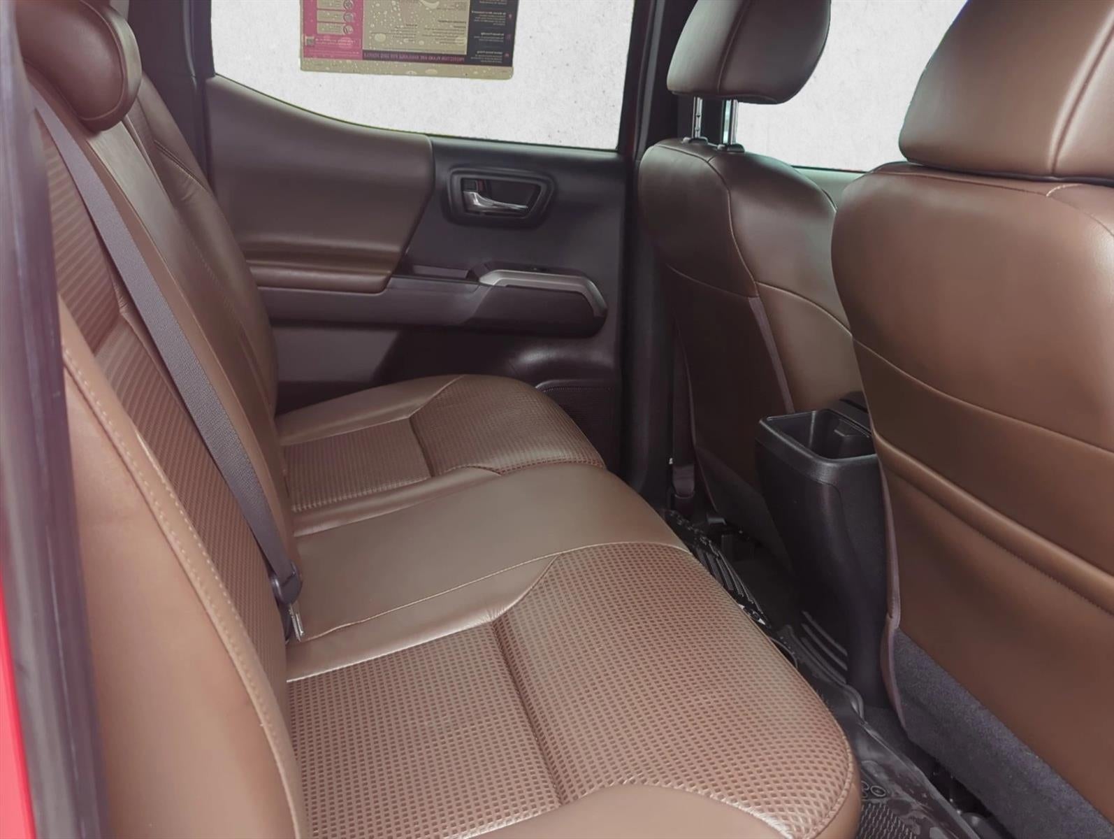 2022 Toyota Tacoma 2WD 2WD Limited Double Cab 5' Bed V6 AT (Natl)