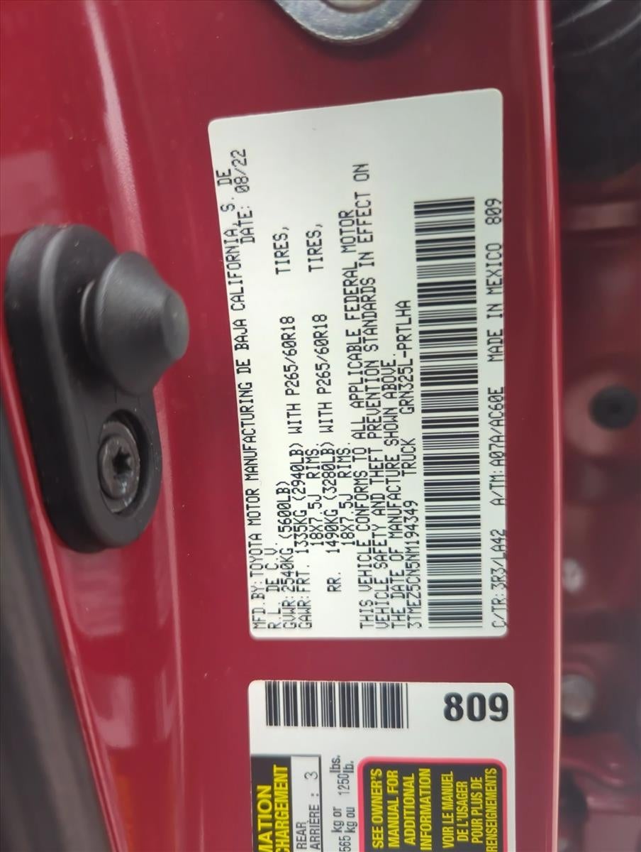 2022 Toyota Tacoma 2WD 2WD Limited Double Cab 5' Bed V6 AT (Natl)