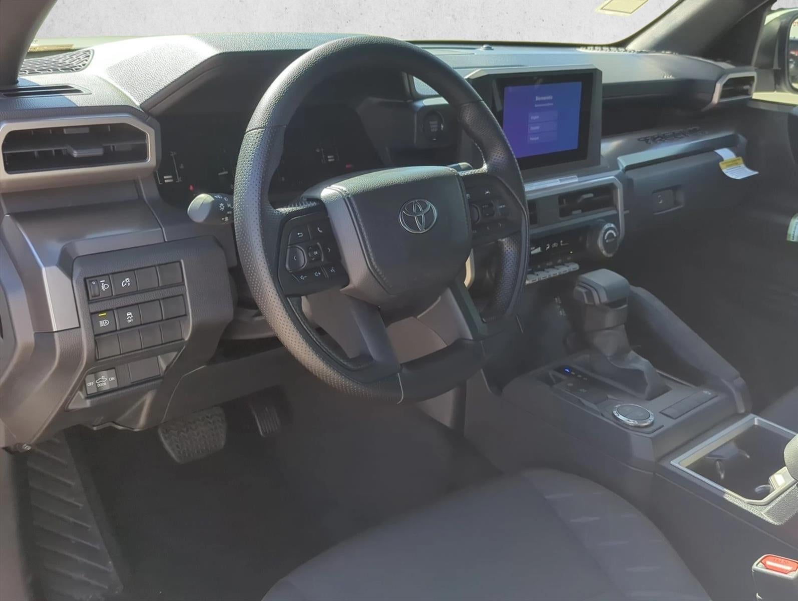 2026 Toyota Tacoma 2WD 2WD SR5 Double Cab 5' Bed AT (SE)