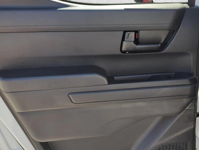 2026 Toyota Tacoma 2WD 2WD SR5 Double Cab 5' Bed AT (SE)