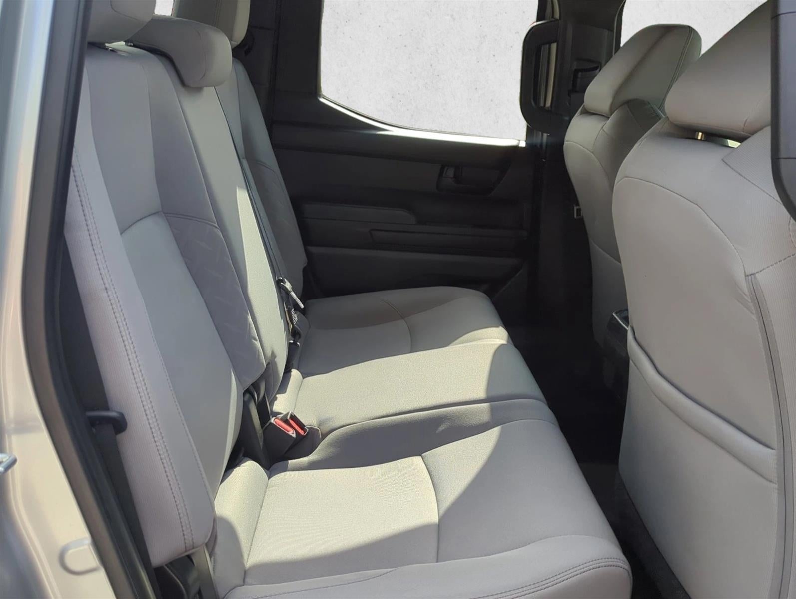 2024 Toyota Tacoma 2WD 2WD SR5 Double Cab 5' Bed AT (SE)