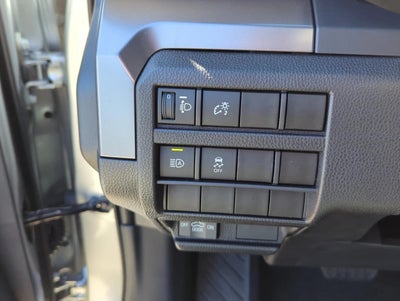 2026 Toyota Tacoma 2WD 2WD SR5 Double Cab 5' Bed AT (SE)