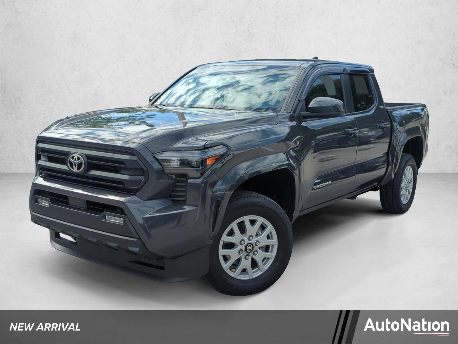 2025 Toyota Tacoma 2WD 2WD SR5 Double Cab 5' Bed AT (SE)
