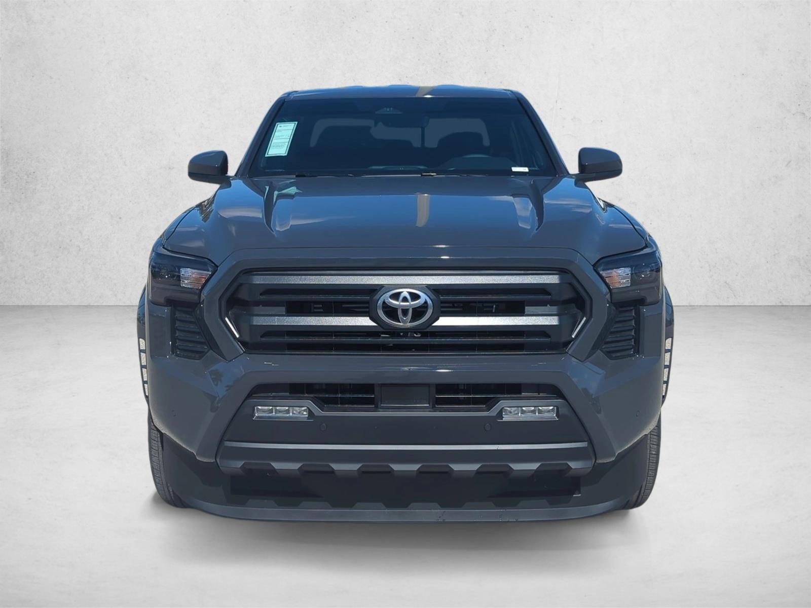2026 Toyota Tacoma 2WD 2WD SR5 Double Cab 5' Bed AT (SE)