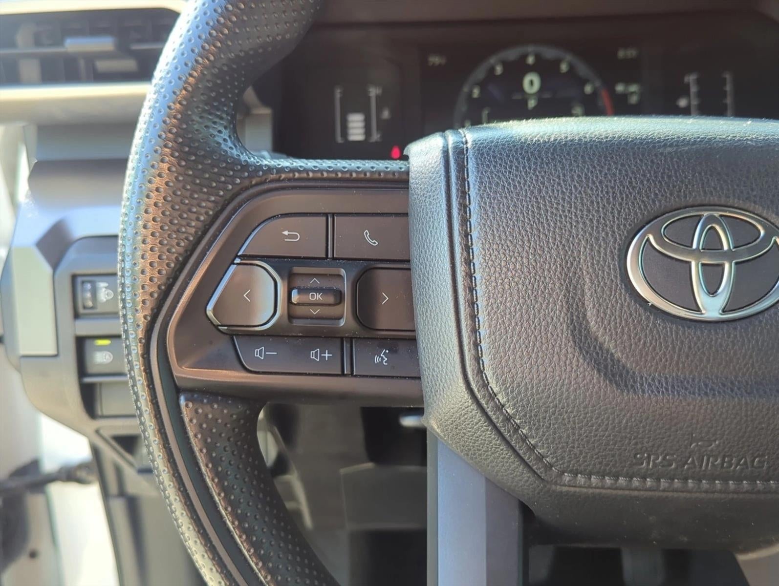 2024 Toyota Tacoma 2WD 2WD SR5 Double Cab 5' Bed AT (Natl)