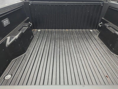 2025 Toyota Tacoma 2WD 2WD SR5 Double Cab 5' Bed AT (SE)