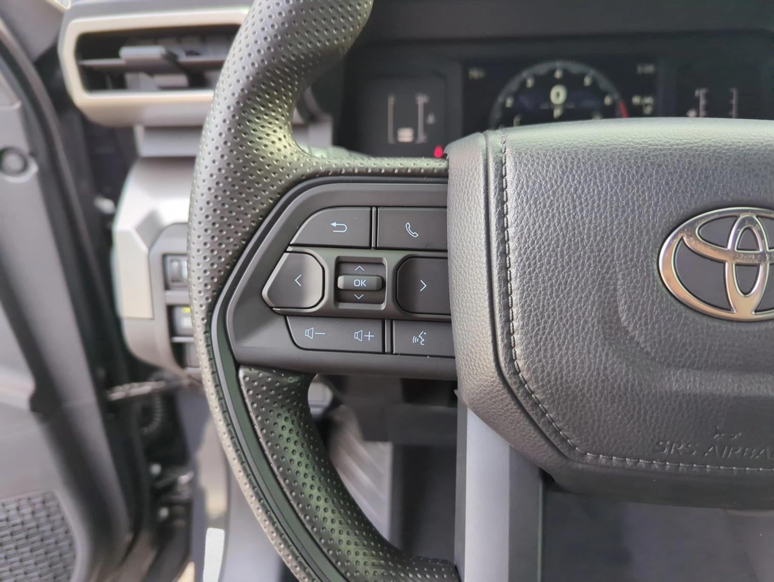 2026 Toyota Tacoma 4WD 4WD SR5 Double Cab 5' Bed AT (GS)