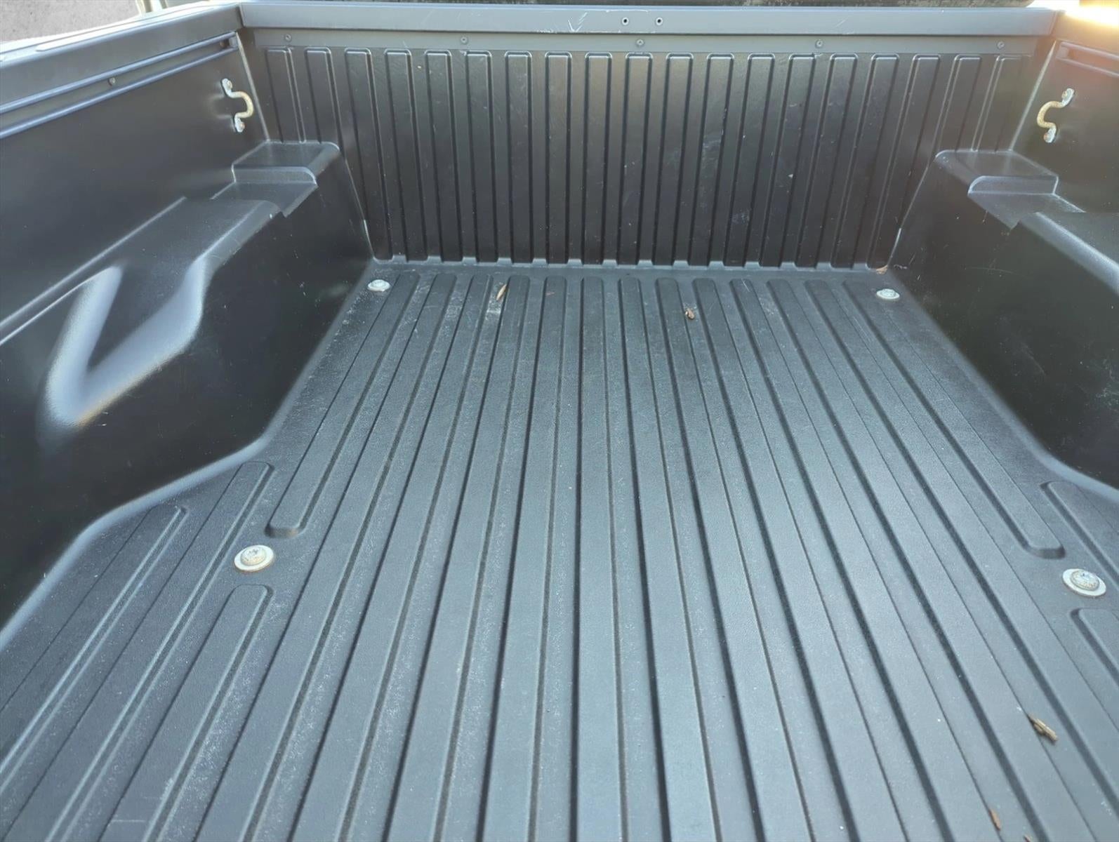 2023 Toyota Tacoma 2WD 2WD SR5 Double Cab 5' Bed I4 AT (Natl)