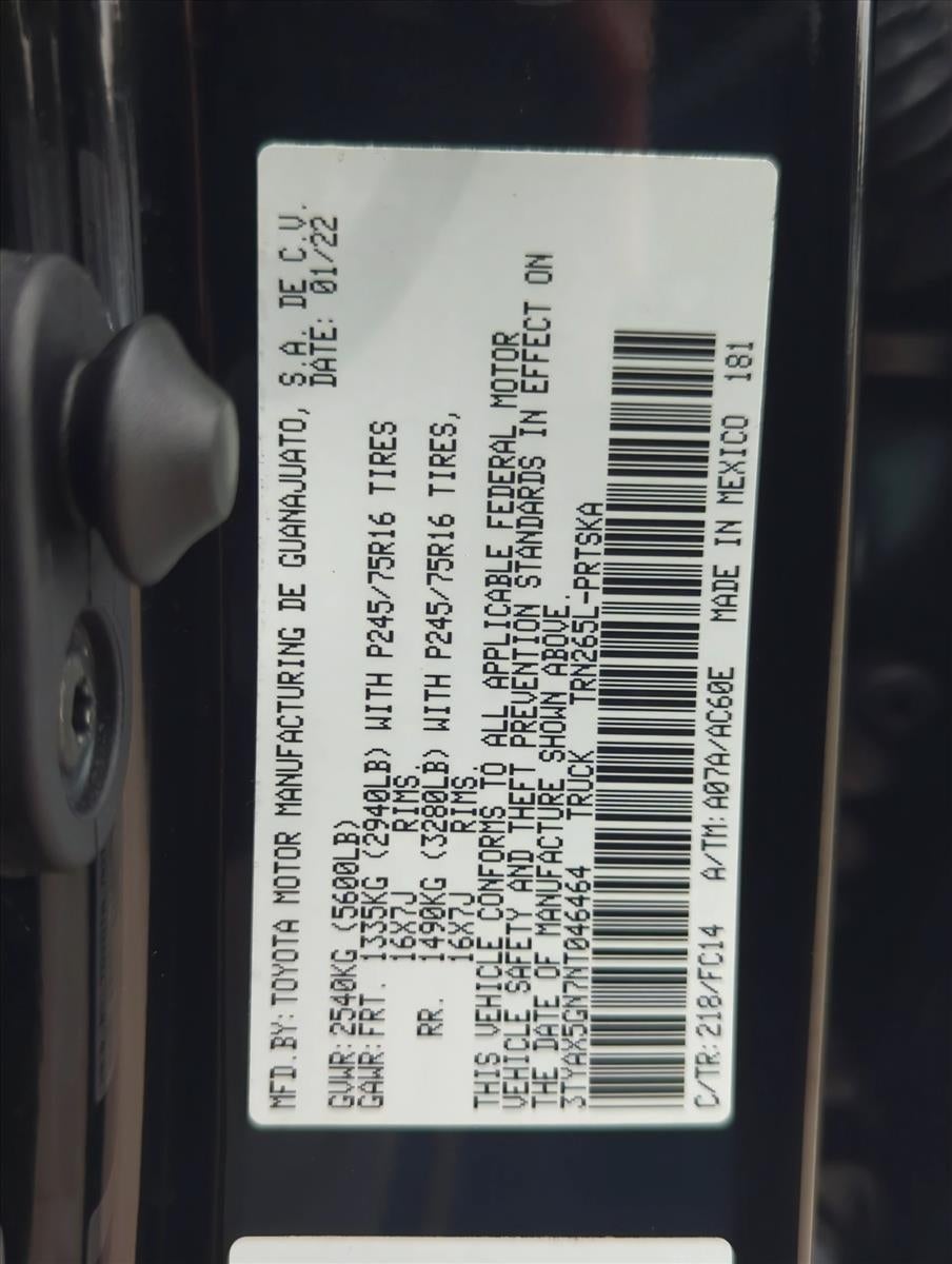 2022 Toyota Tacoma 2WD 2WD SR5 Double Cab 5' Bed I4 AT (SE)