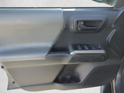 2023 Toyota Tacoma 2WD 2WD SR5 Double Cab 5' Bed V6 AT (GS)