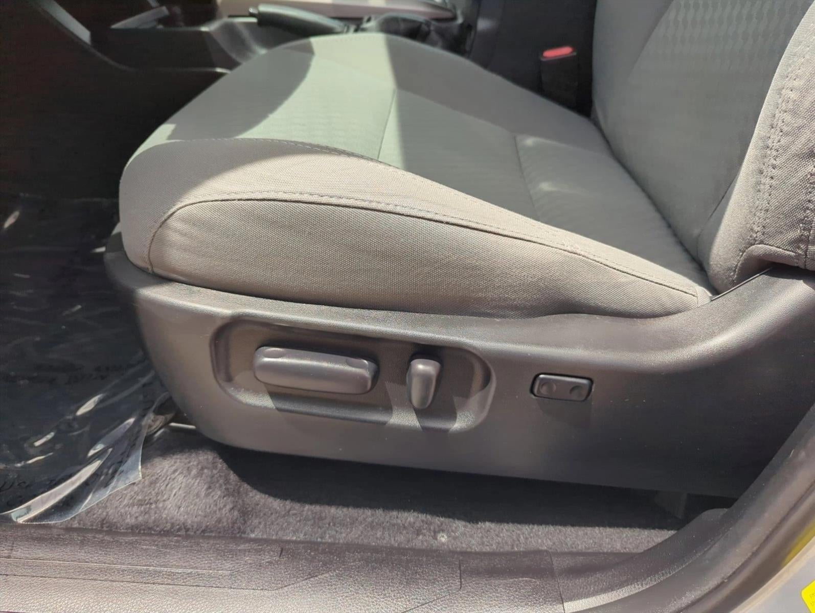 2021 Toyota Tacoma 4WD 4WD SR5 Double Cab 5' Bed V6 AT (GS)