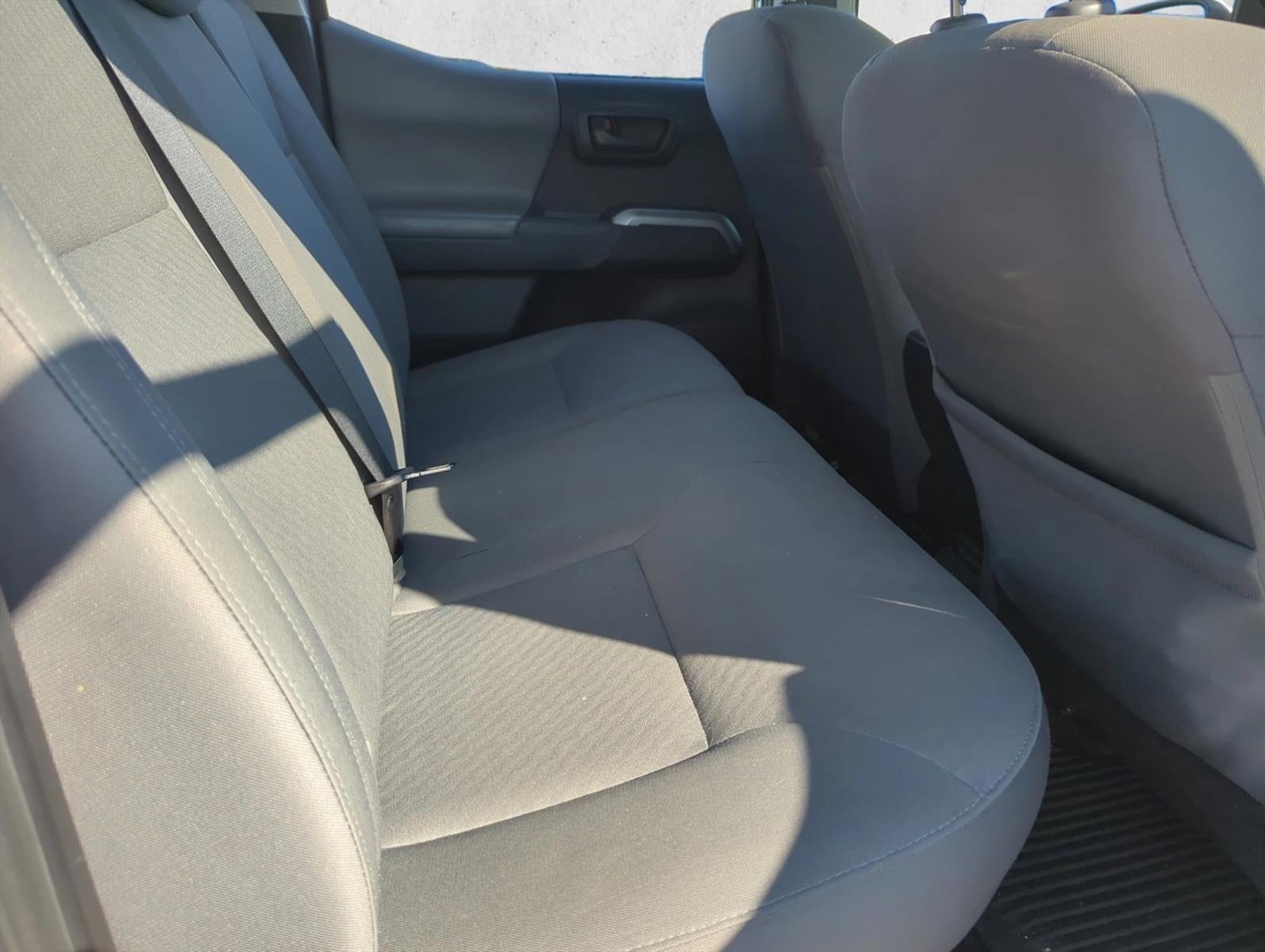 2023 Toyota Tacoma 4WD 4WD SR5 Double Cab 5' Bed V6 AT (GS)