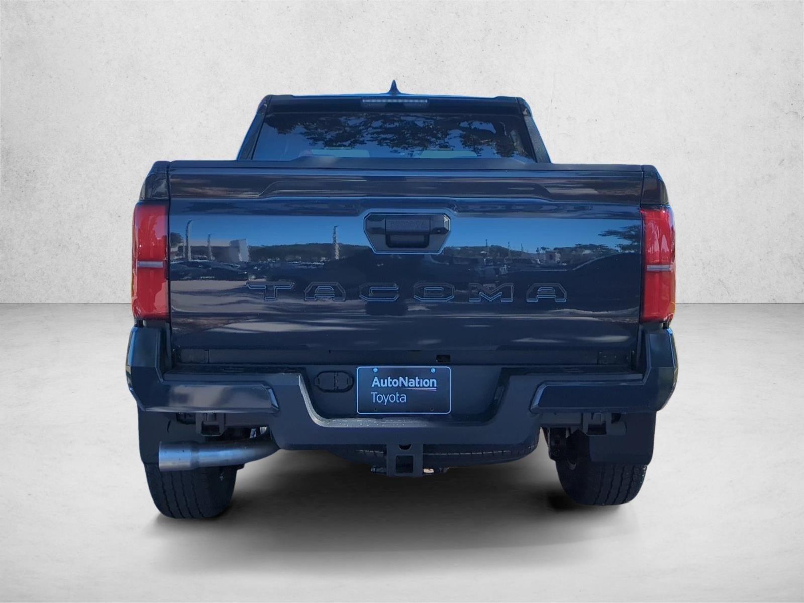 2026 Toyota Tacoma 2WD 2WD SR5 Double Cab 5' Bed AT (SE)