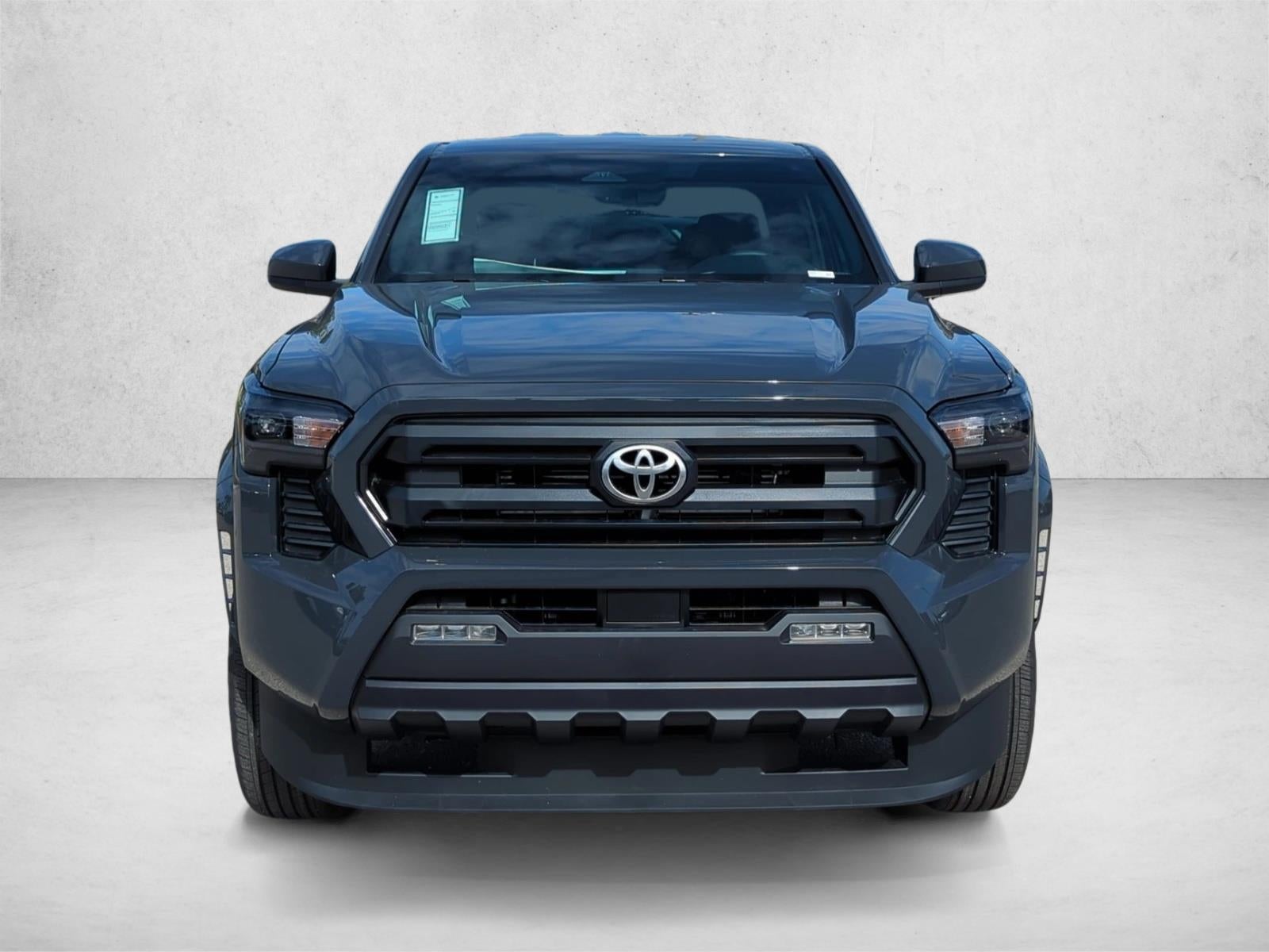 2026 Toyota Tacoma 2WD 2WD SR5 Double Cab 5' Bed AT (SE)