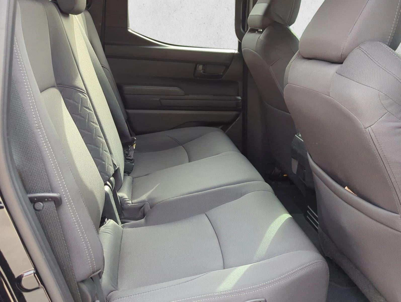2025 Toyota Tacoma 2WD 2WD SR Double Cab 5' Bed AT (GS)