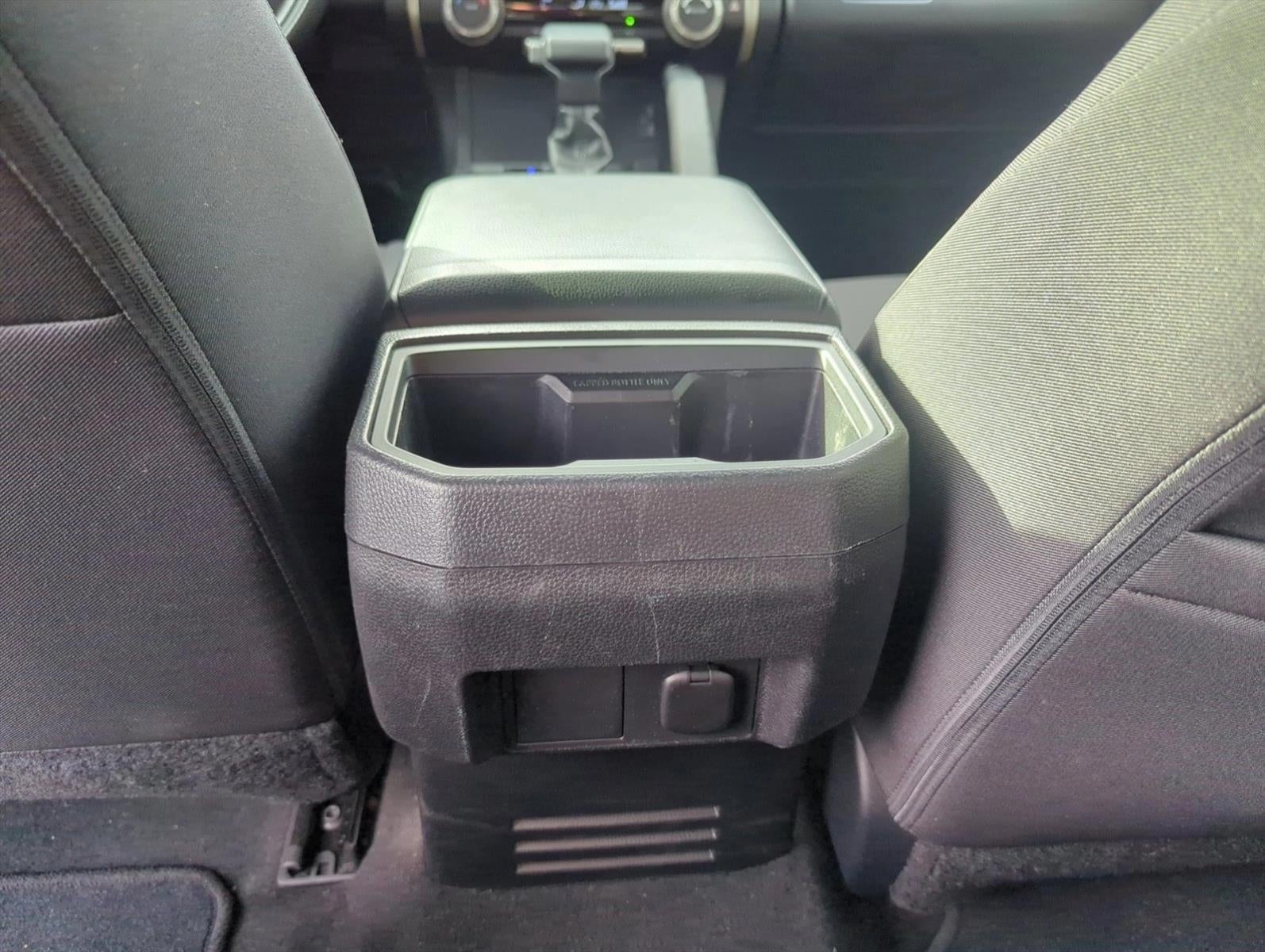 2025 Toyota Tacoma 2WD 2WD SR Double Cab 5' Bed AT (GS)
