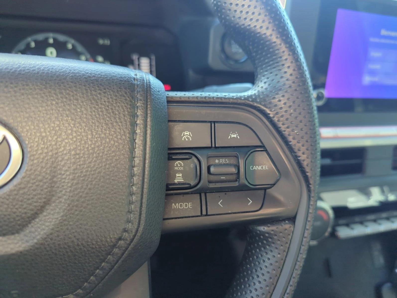 2024 Toyota Tacoma 4WD 4WD SR5 Double Cab 5' Bed AT (Natl)