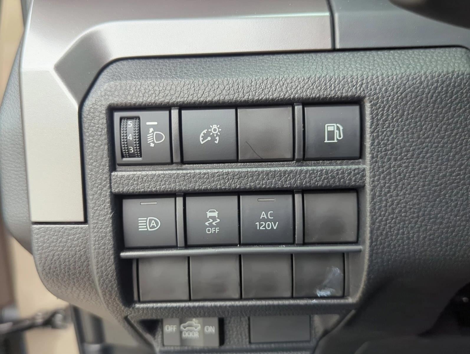 2026 Toyota Tacoma 4WD 4WD TRD Off Road Hybrid Double Cab 5' Bed AT (Natl)