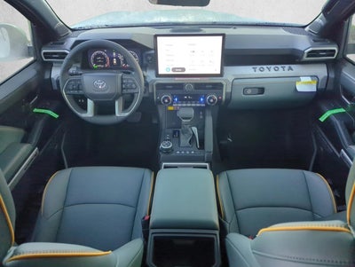 2025 Toyota Tacoma 4WD 4WD Trailhunter Hybrid Double Cab 5' Bed AT (Natl)