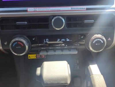 2026 Toyota Tacoma 4WD 4WD TRD Off Road Hybrid Double Cab 5' Bed AT (Natl)