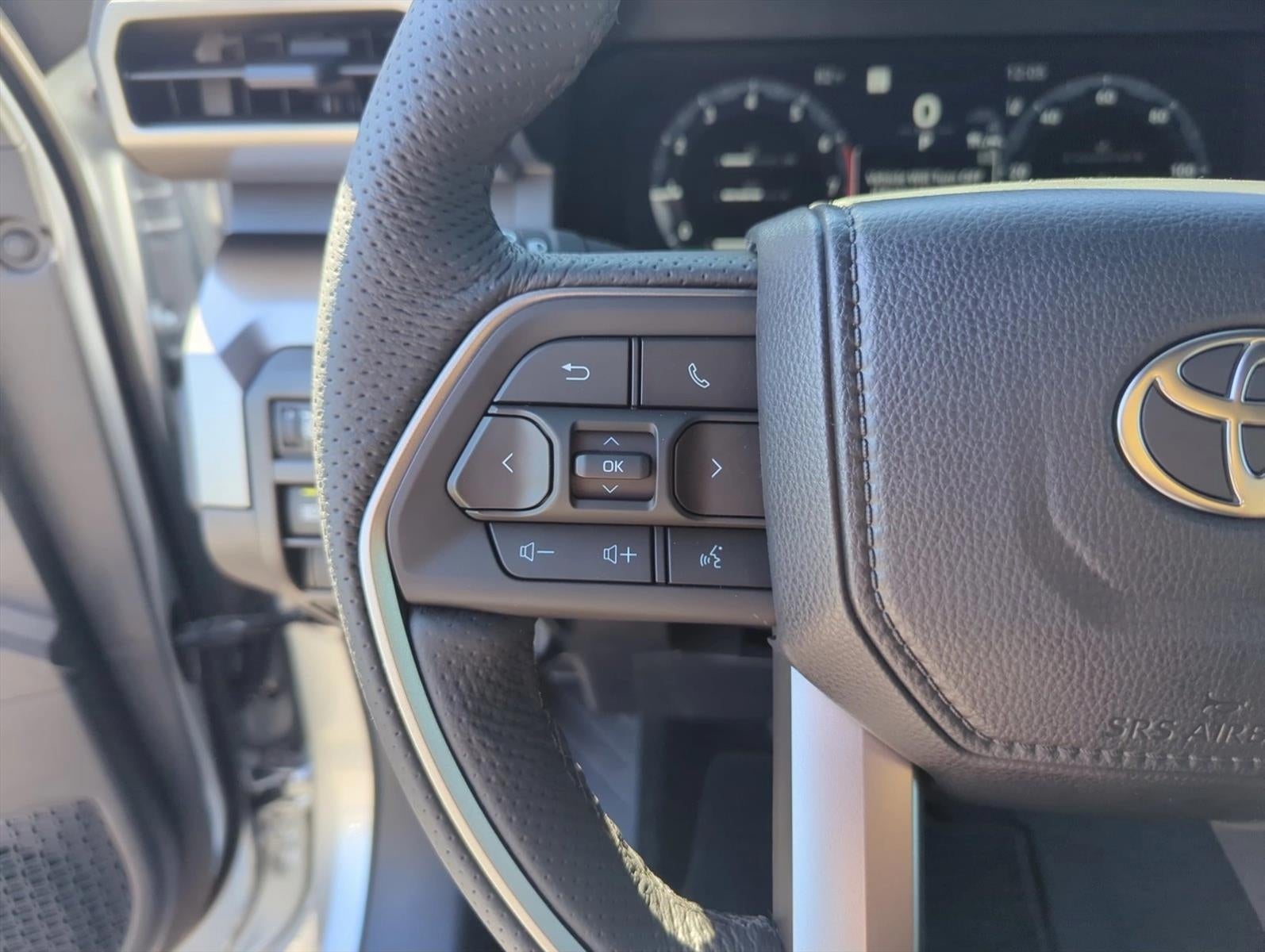 2025 Toyota Tacoma 4WD 4WD TRD Off Road Hybrid Double Cab 5' Bed AT (Natl)