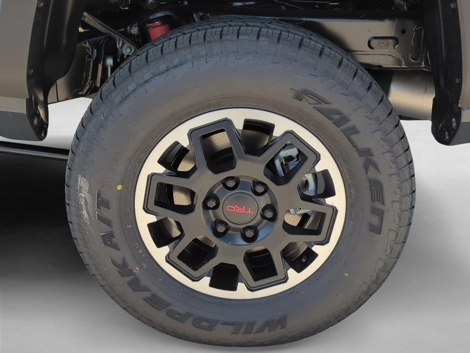 2026 Toyota Tacoma 4WD 4WD TRD Off Road Hybrid Double Cab 5' Bed AT (Natl)