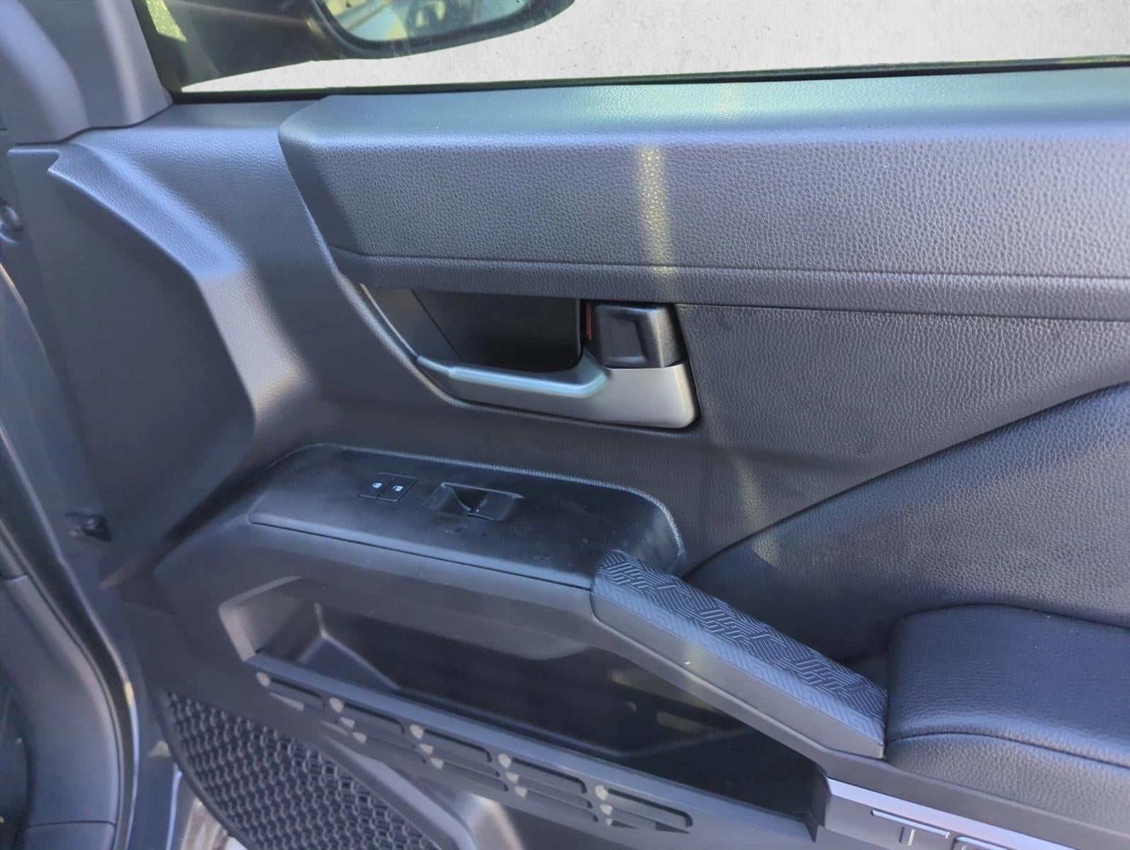 2026 Toyota Tacoma 4WD 4WD TRD Sport Hybrid Double Cab 5' Bed AT (Natl)