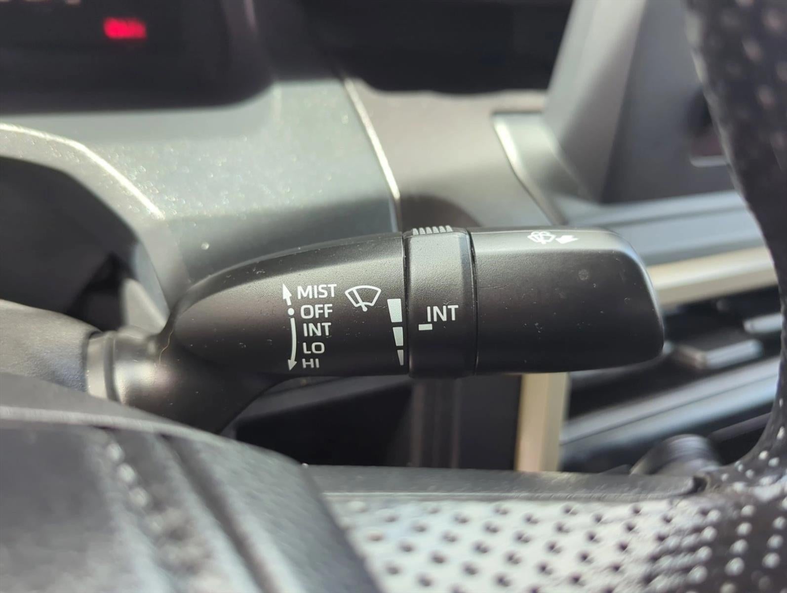 2025 Toyota Tacoma 4WD 4WD SR Double Cab 5' Bed AT (GS)