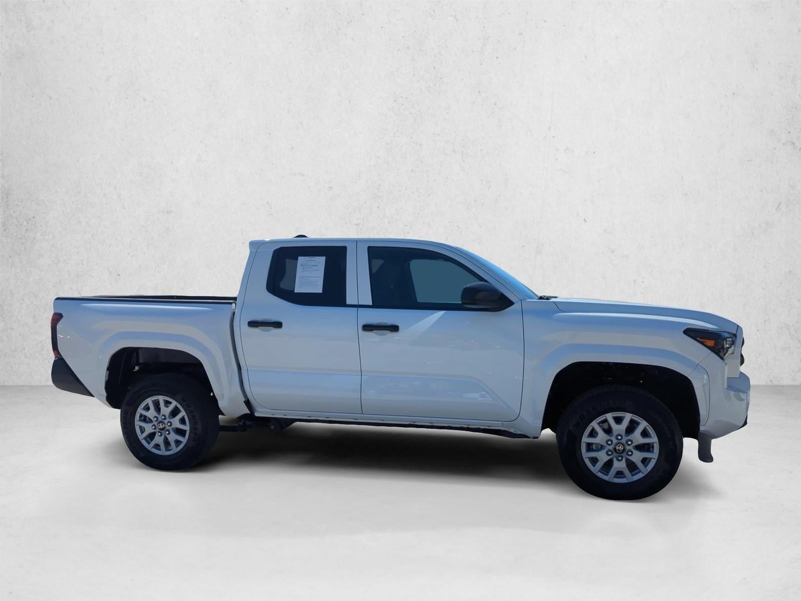 2026 Toyota Tacoma 4WD 4WD SR Double Cab 5' Bed AT (GS)
