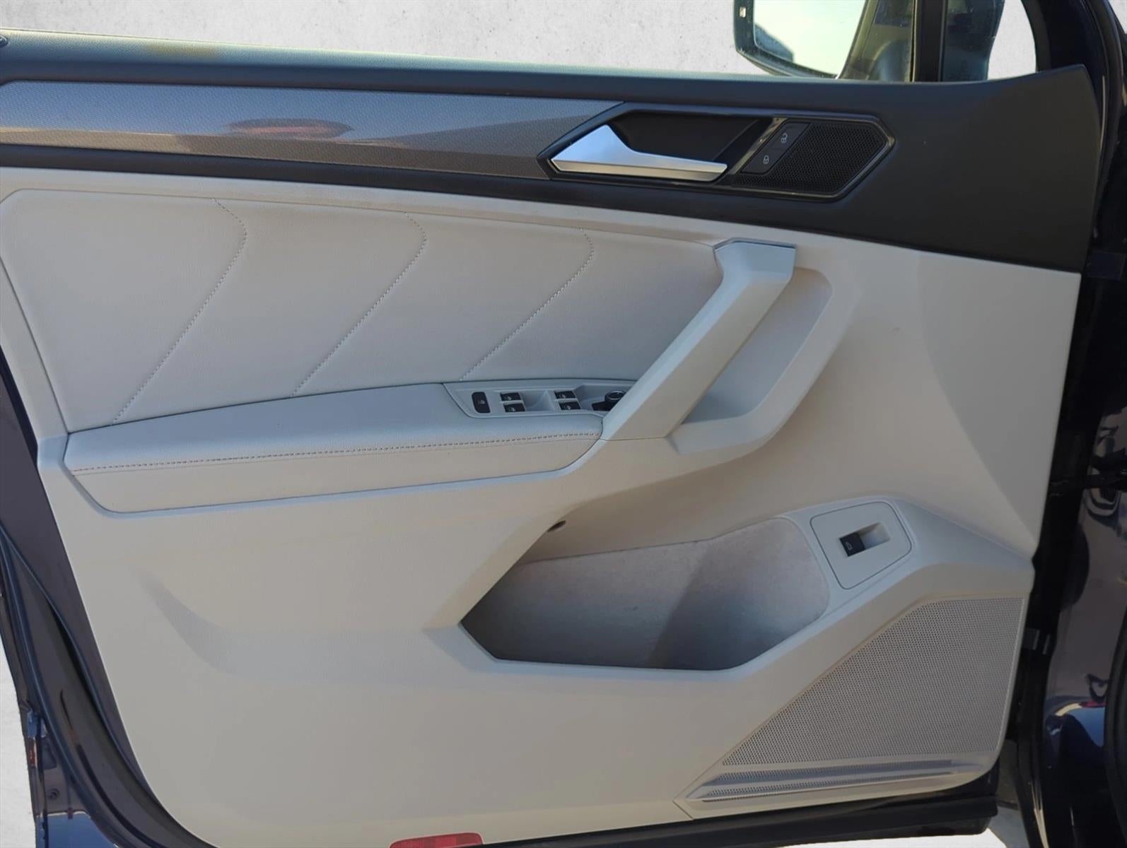 2022 Volkswagen Tiguan 2.0T SE FWD