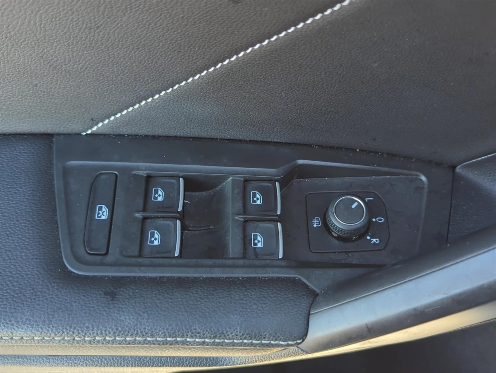 2023 Volkswagen Tiguan 2.0T SE R-Line Black FWD