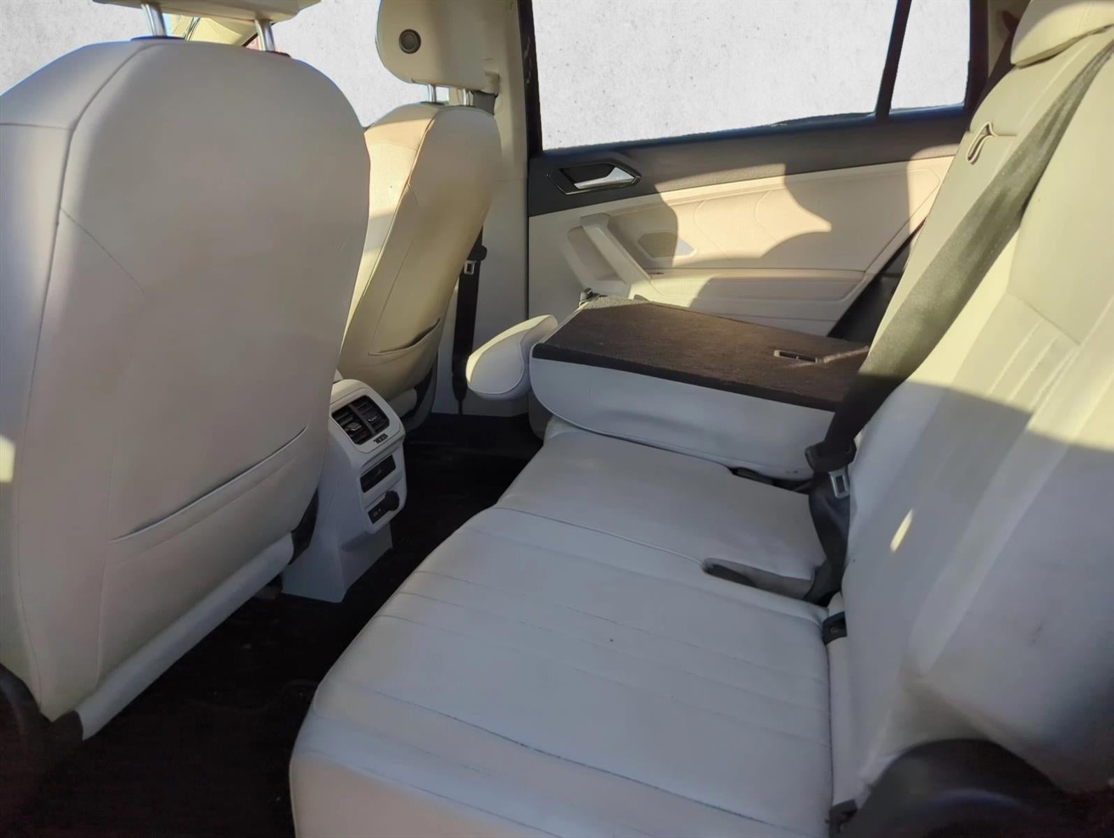 2023 Volkswagen Tiguan 2.0T SE FWD