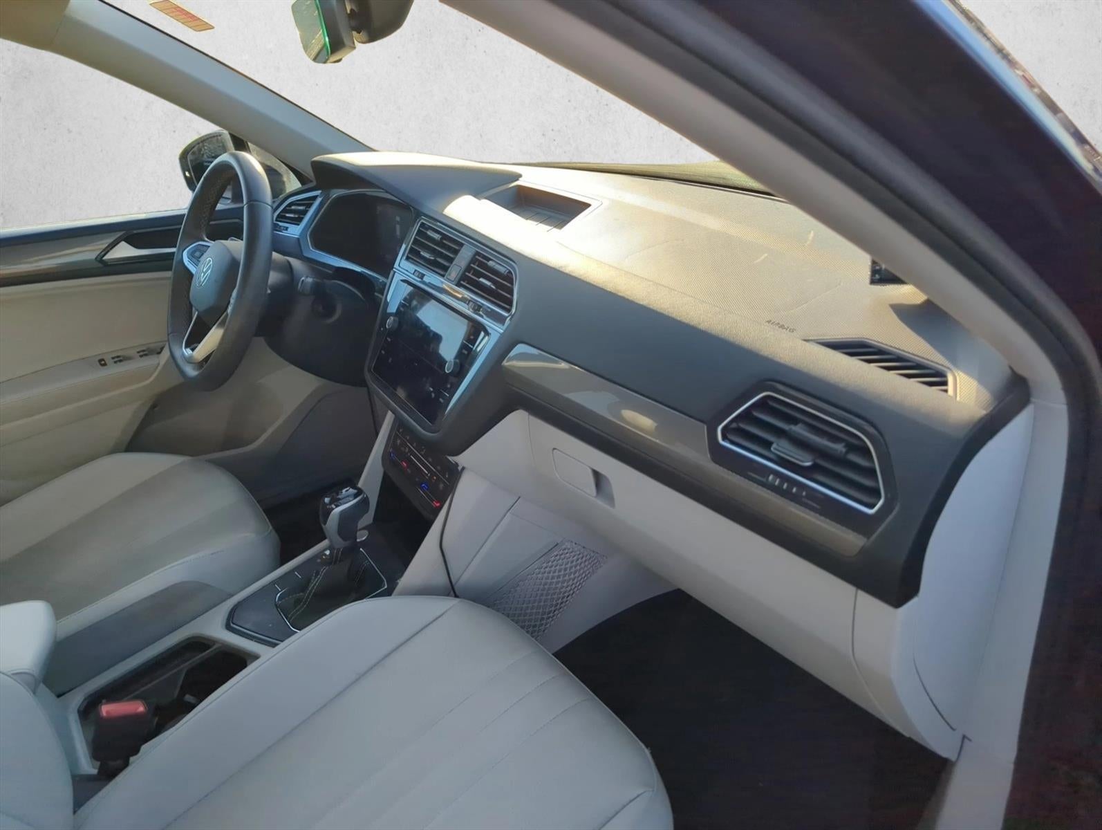 2023 Volkswagen Tiguan 2.0T SE FWD