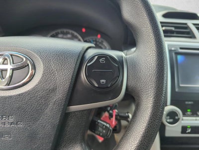 2013 Toyota Camry 4dr Sdn I4 Auto LE (Natl)