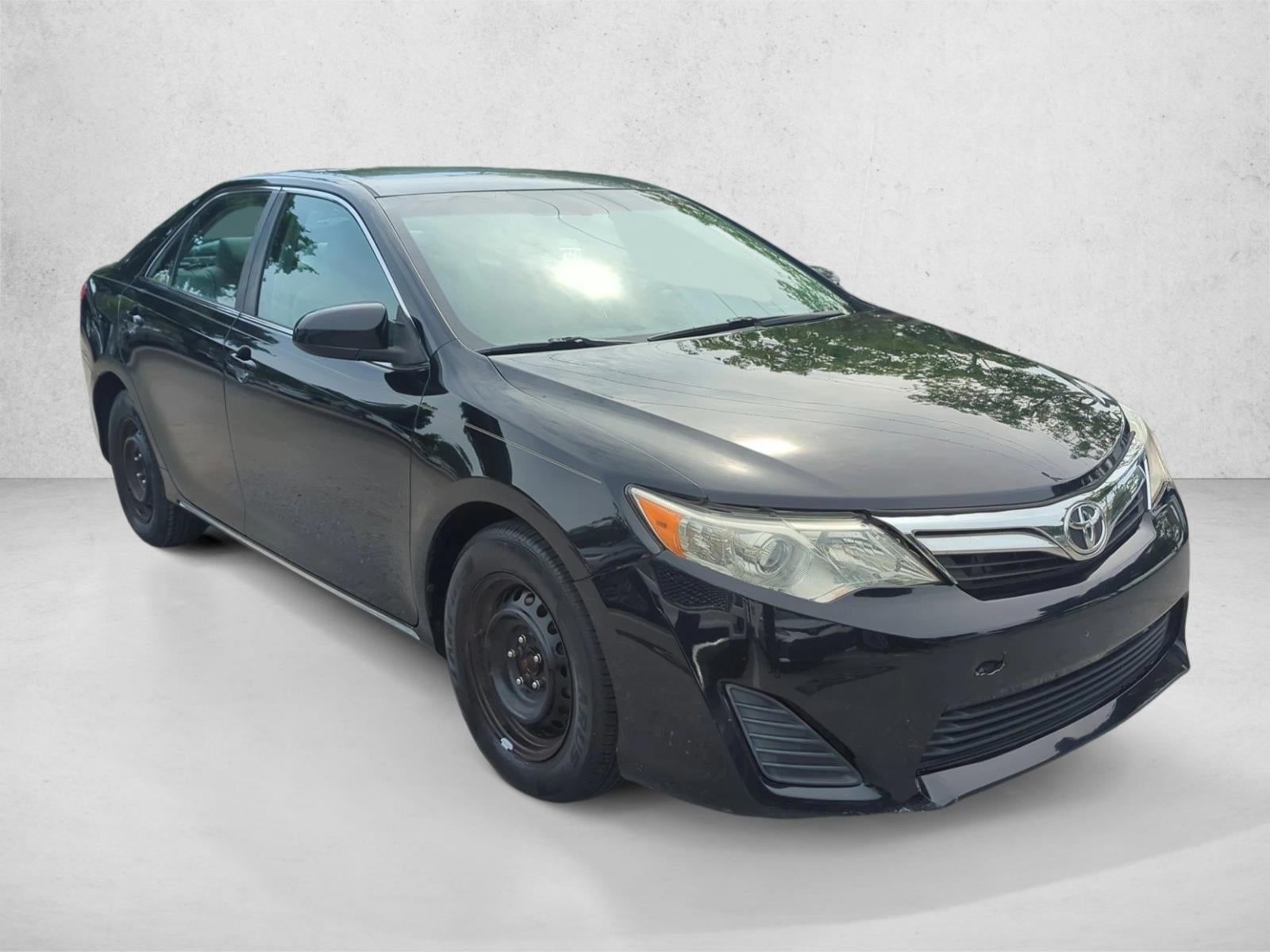 2013 Toyota Camry 4dr Sdn I4 Auto LE (Natl)