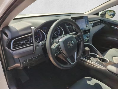 2023 Toyota Camry LE Auto (SE)