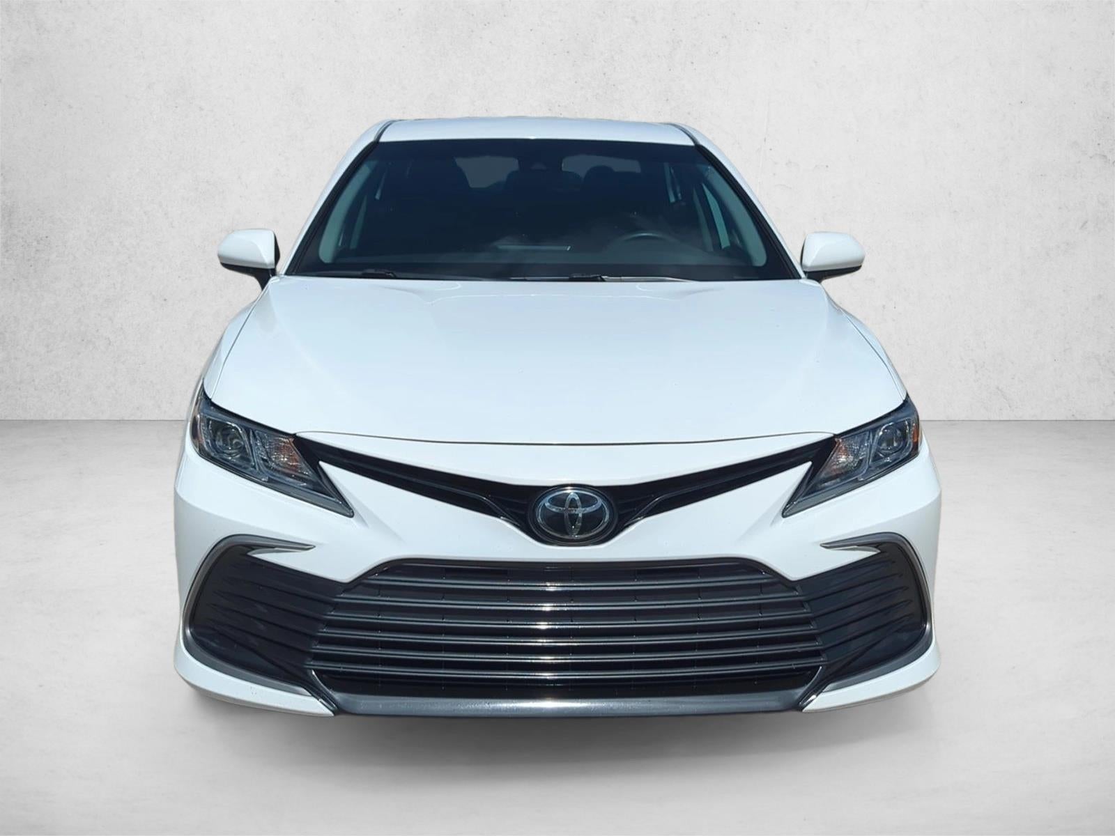 2023 Toyota Camry LE Auto (SE)