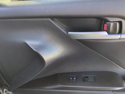 2024 Toyota Camry LE Auto (SE)