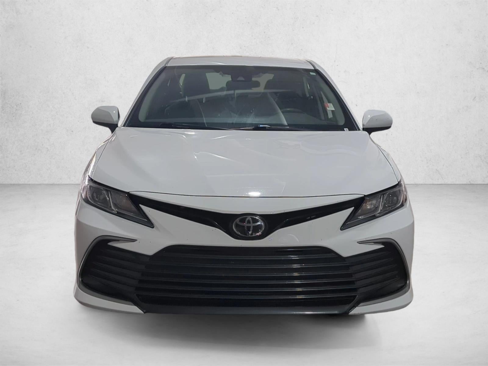 2022 Toyota Camry LE Auto (SE)