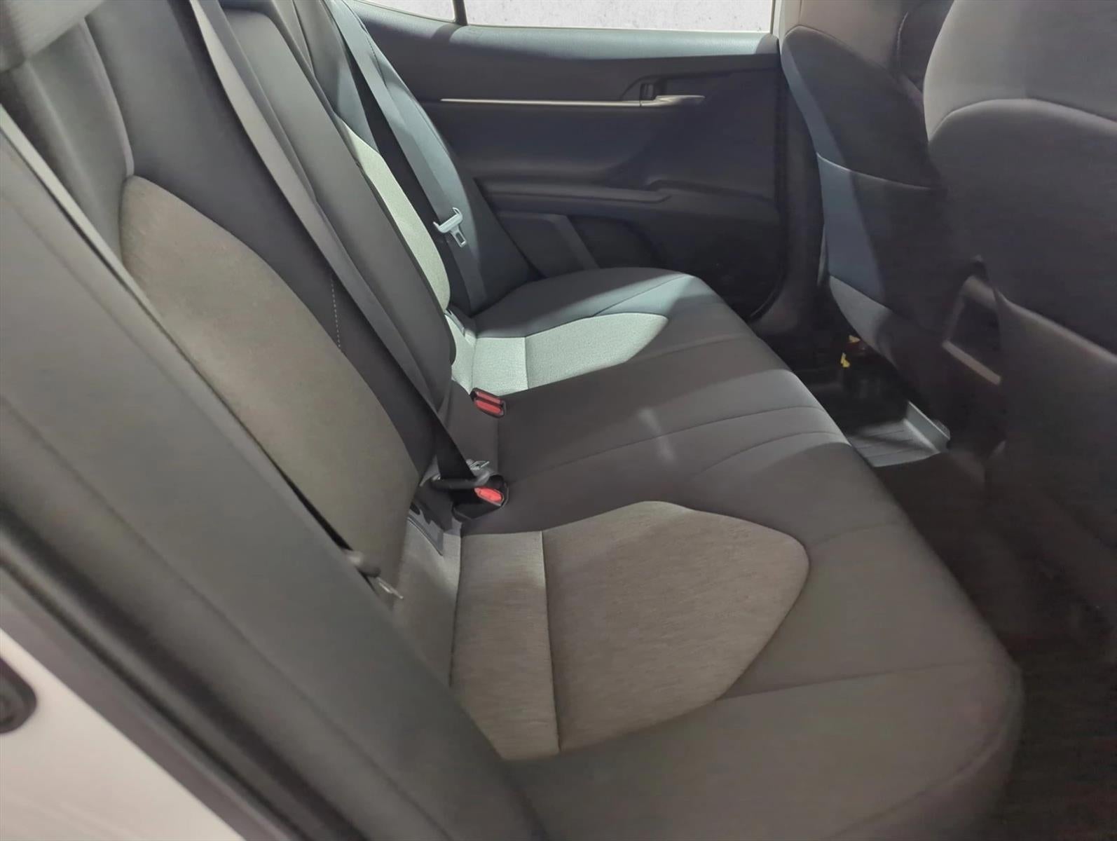 2022 Toyota Camry LE Auto (SE)