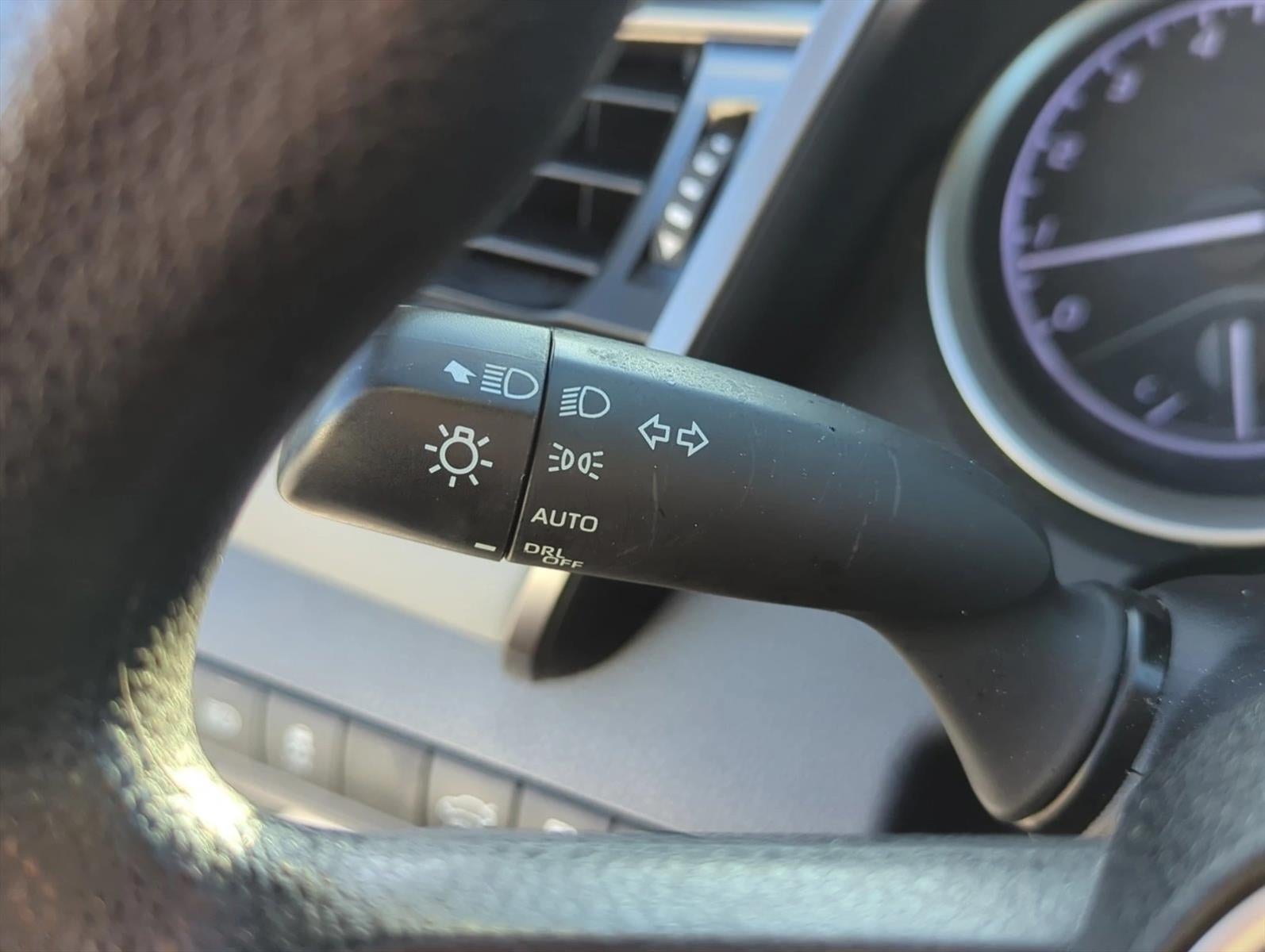 2022 Toyota Camry LE Auto (Natl)