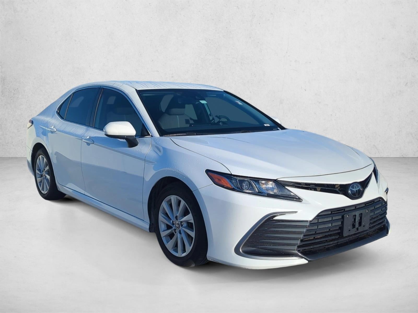 2022 Toyota Camry LE Auto (Natl)