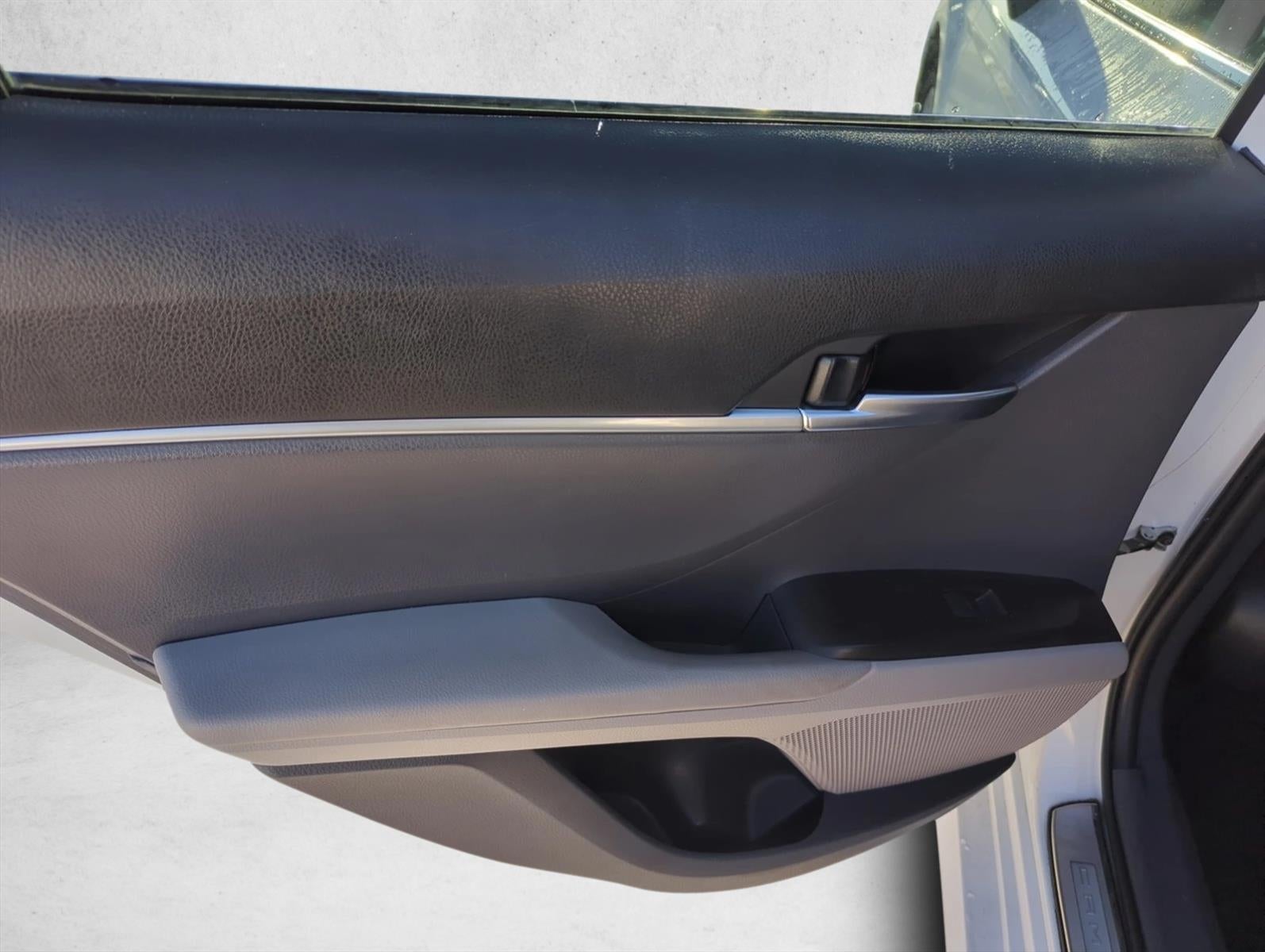 2022 Toyota Camry LE Auto (Natl)