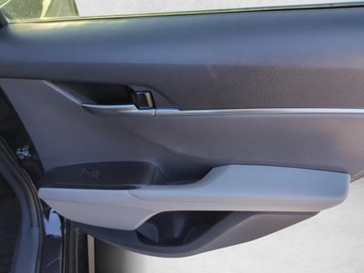 2024 Toyota Camry LE Auto (SE)