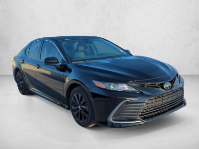 2024 Toyota Camry LE Auto (SE)