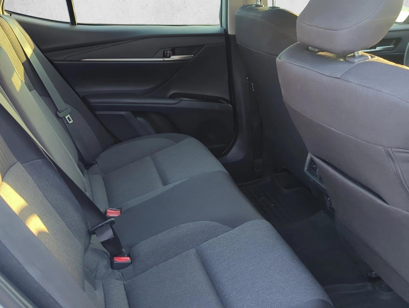 2025 Toyota Camry LE (Natl)