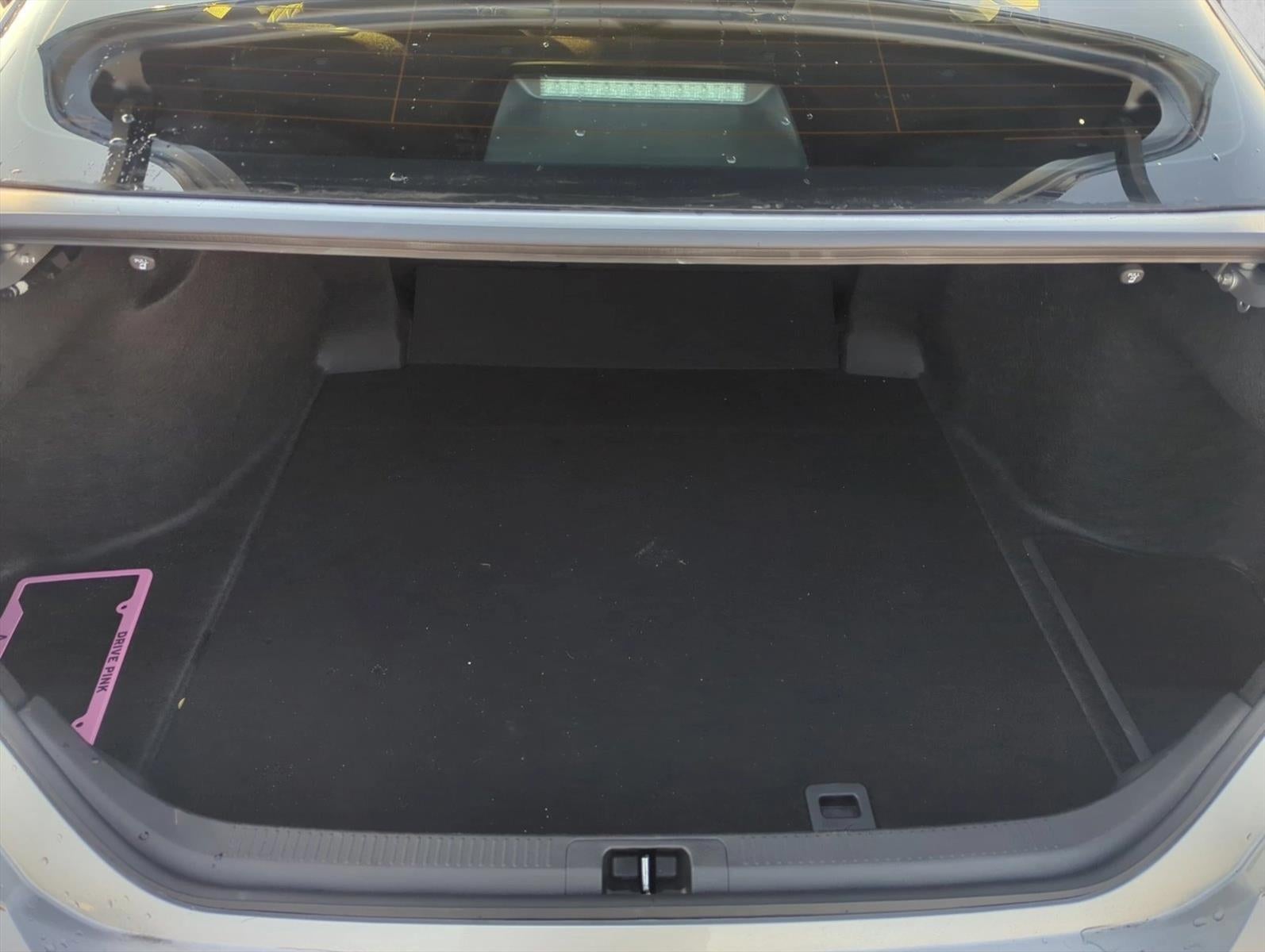 2025 Toyota Camry LE (Natl)