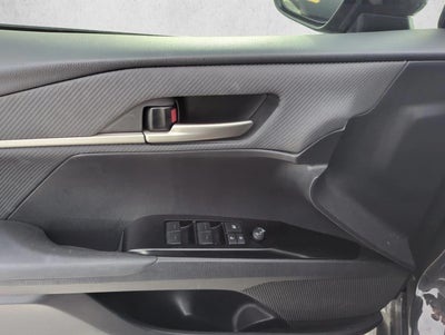 2025 Toyota Camry SE (Natl)